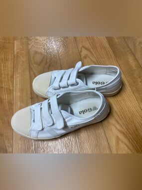 Gola womens White Velcro Canvas Sneakers with Cream Toe